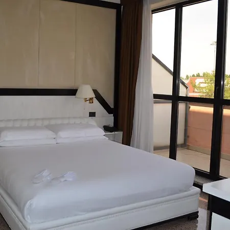Diamante Hotel Corbetta