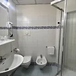 钻石酒店