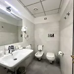 钻石酒店 酒店 4*