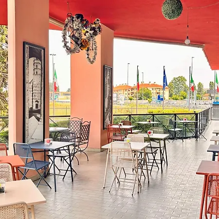 Diamante Hotel 4*