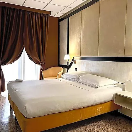 Diamante Hotel 4*