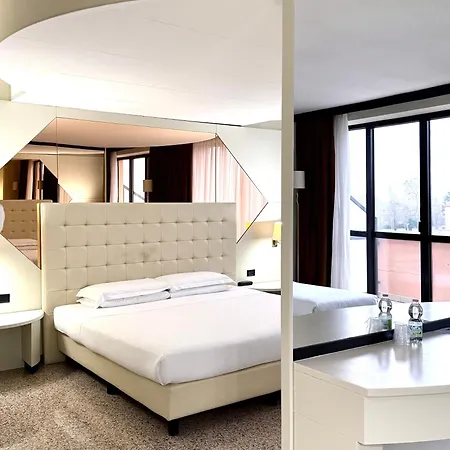 Diamante Hotel 4*